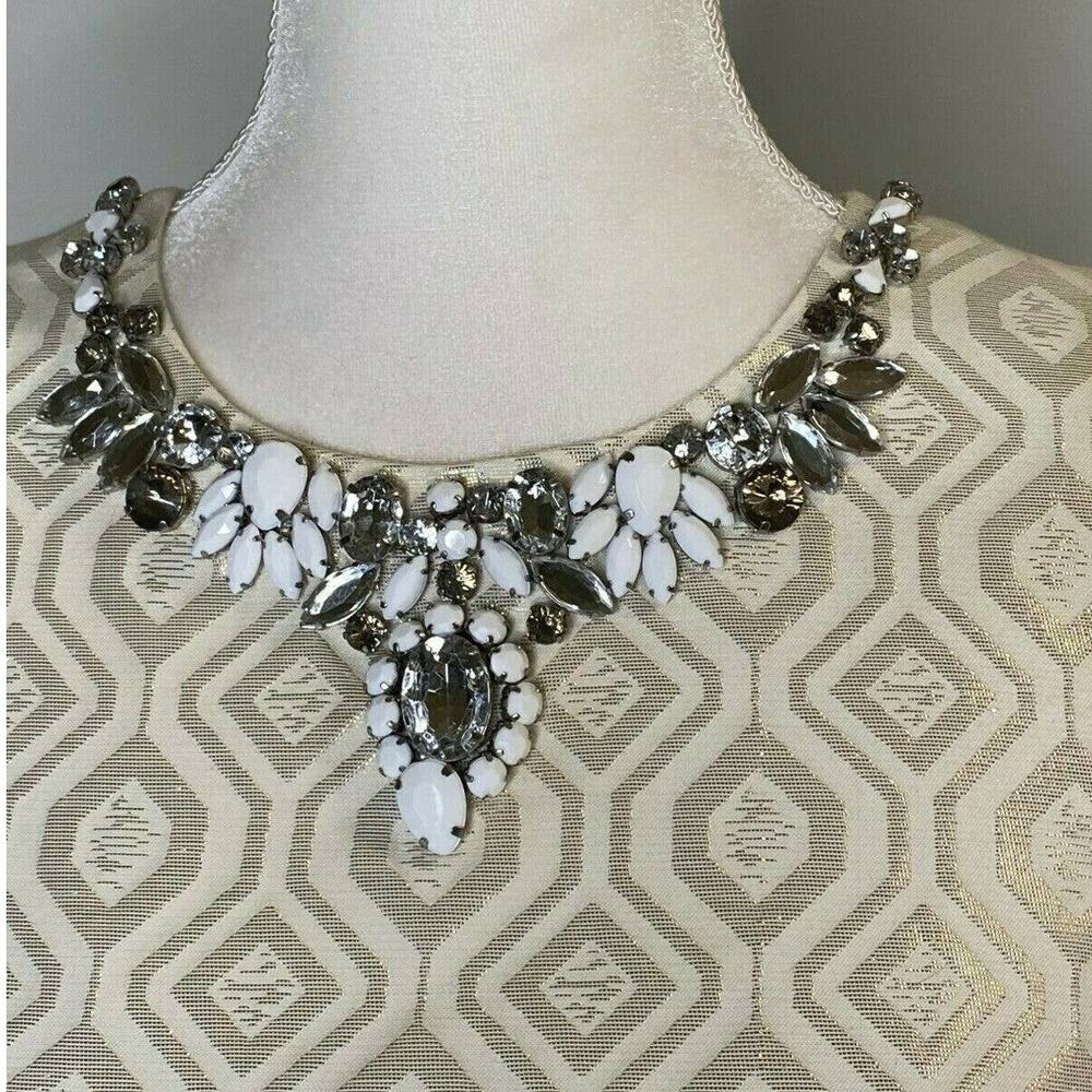 White House black market Embellished ivory sz 0 cocktail dress - Picture 9 of 9